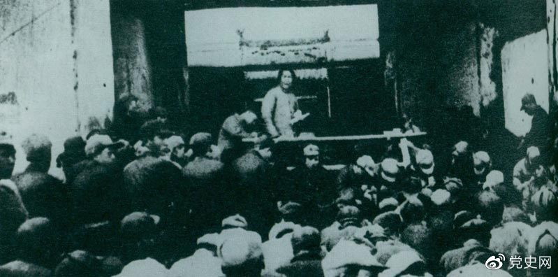 1935年12月27日，毛澤東在陜北瓦窯堡黨的活動分子會議上作《論反對日本帝國主義的策略》報告。